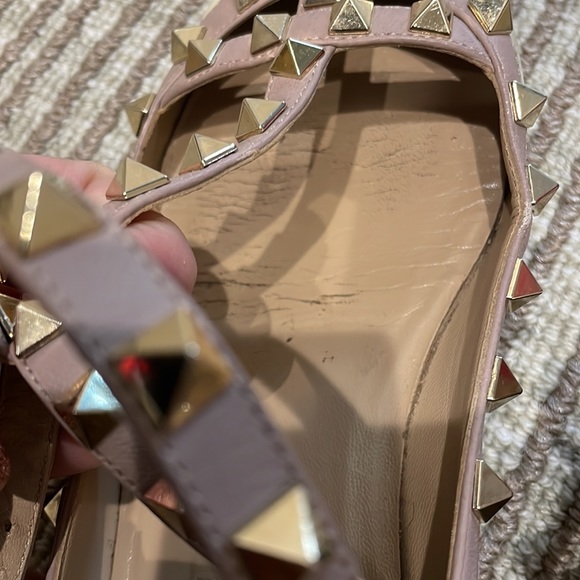 Authentic Valentino rock stud flats - Picture 8 of 11